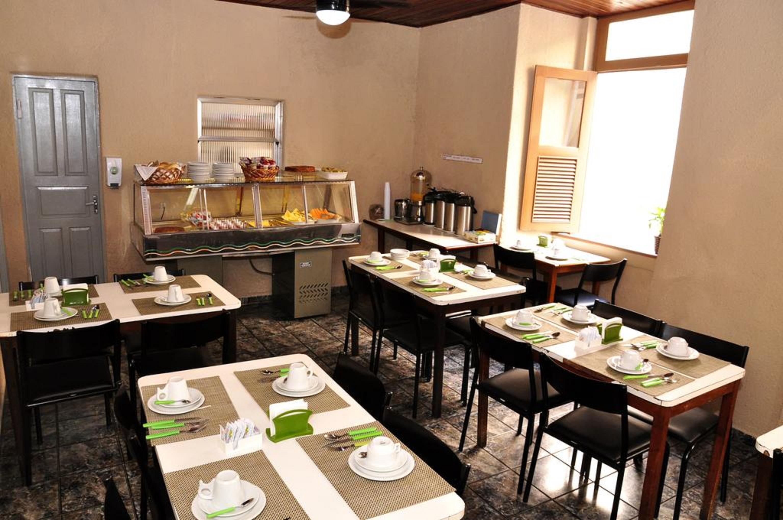 Hotel Plaza Riazor Hotel *